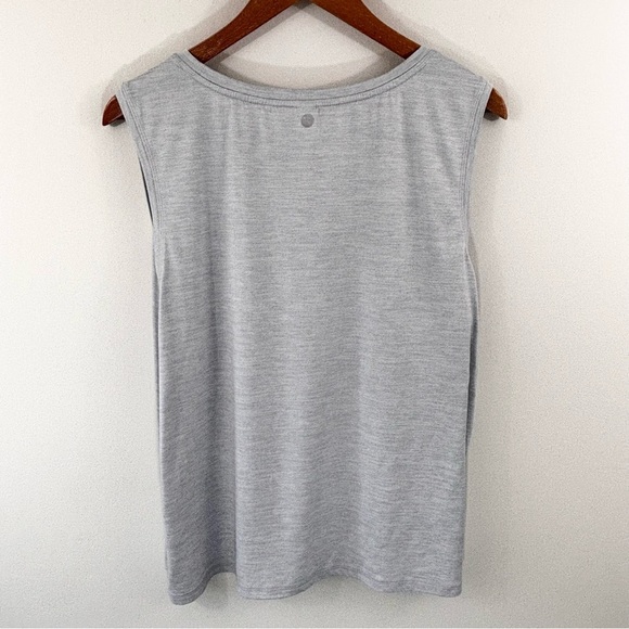 Yogalicious sleeveless heathered gray yoga top - Picture 2 of 2